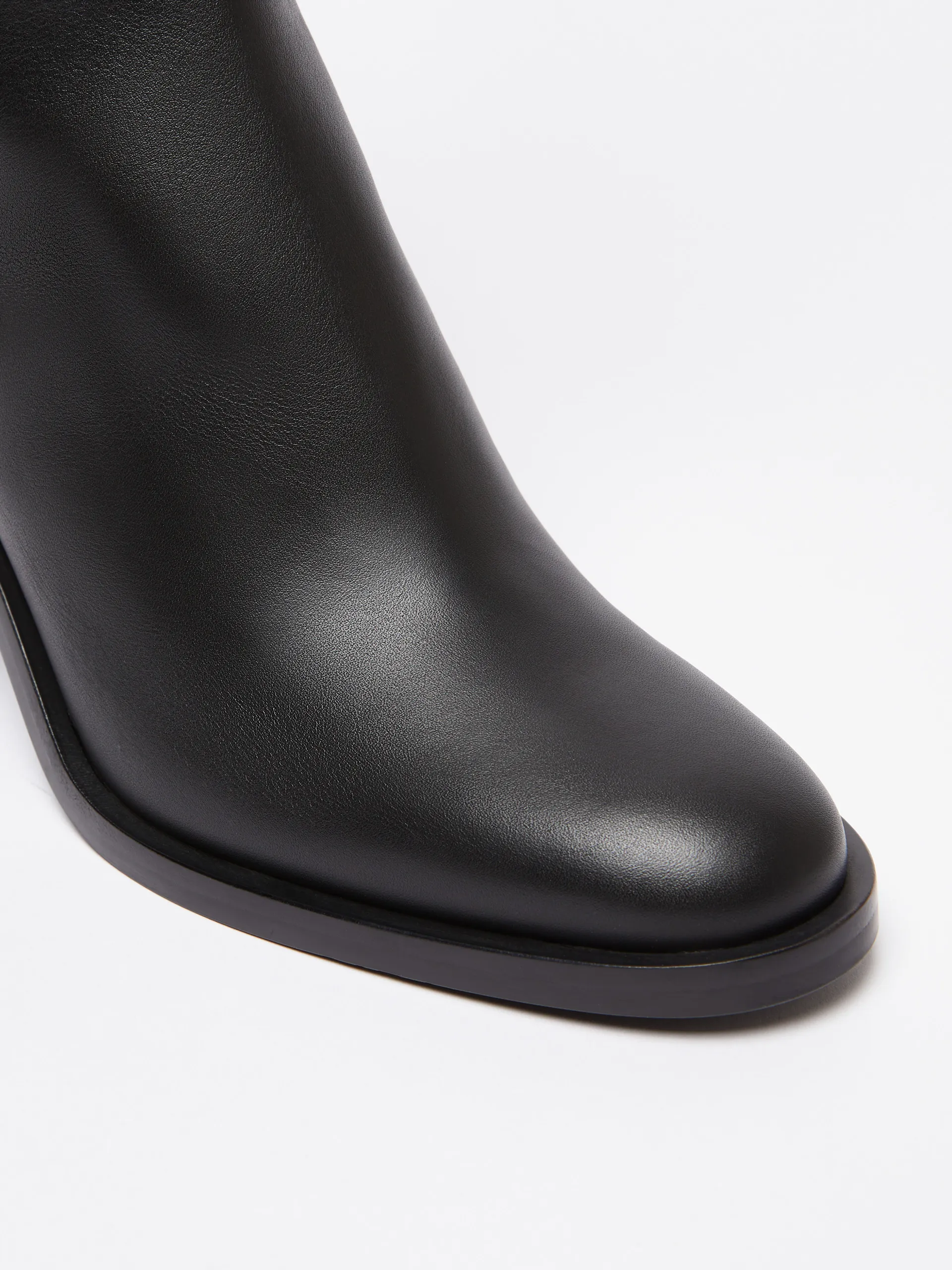 Bottes montantes en cuir