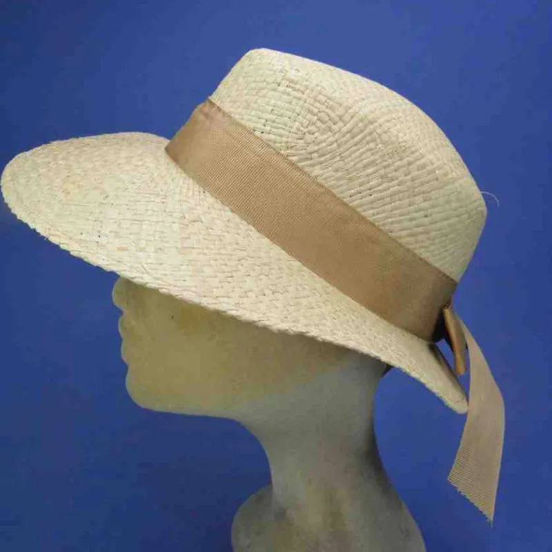 Casquette à longue visière couleur beige | Casquette été femme