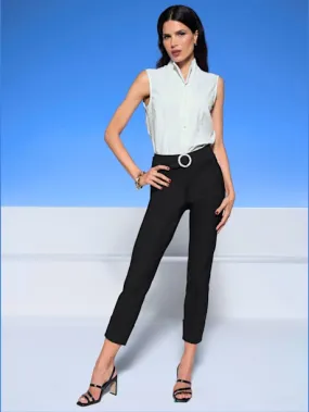 Pantalon 7/8 avec ceinture à boucle décorative