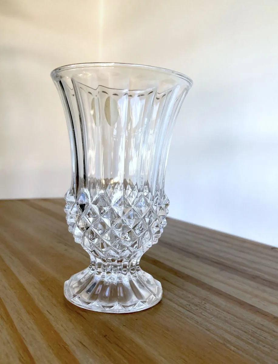 Petit vase tulipe en cristal d'Arques