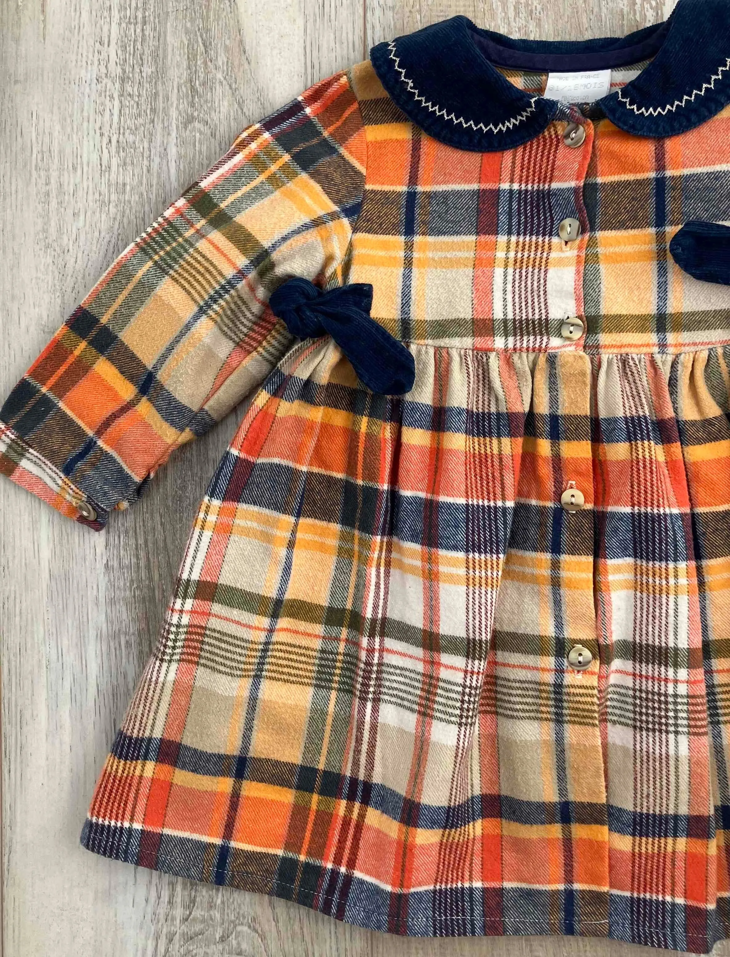 Robe à carreaux